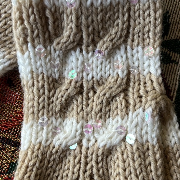 GAP Tan and White Striped Gloves NWT - Picture 3 of 5